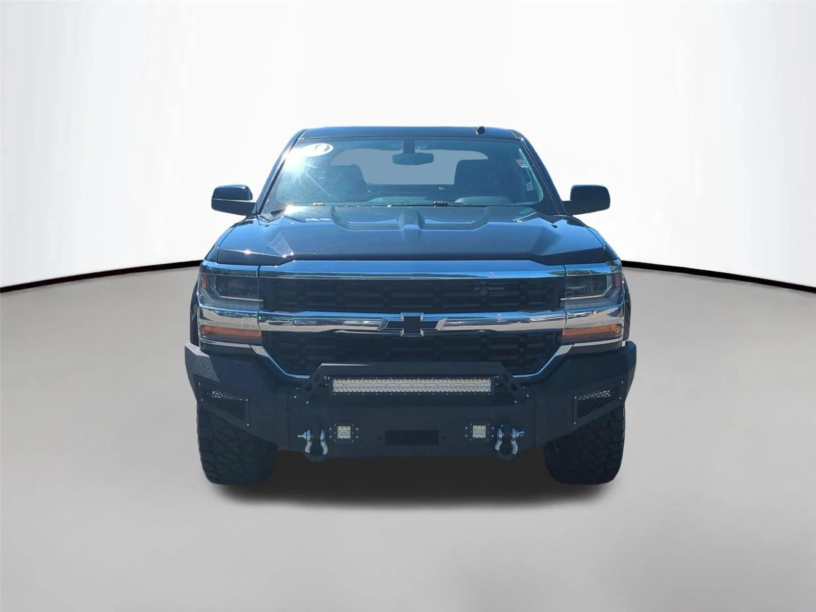Used 2018 Black Chevrolet LT image 13
