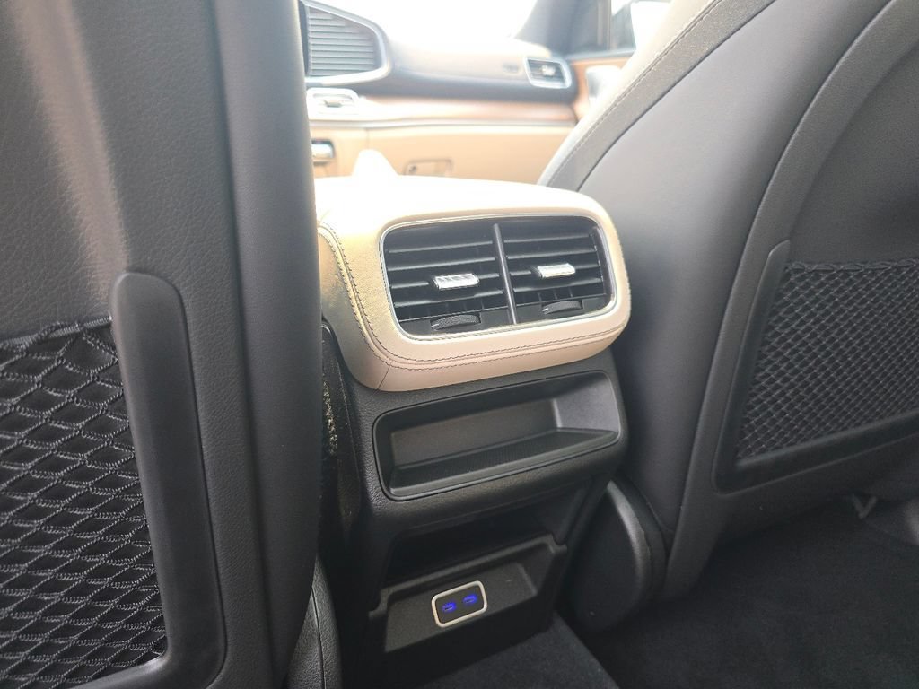 New 2026 Polar White Mercedes-Benz GLE 53 AMG® image 67