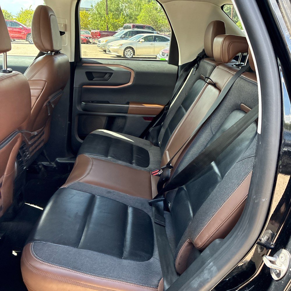 Used 2021 Shadow Black Ford Outer Banks image 5