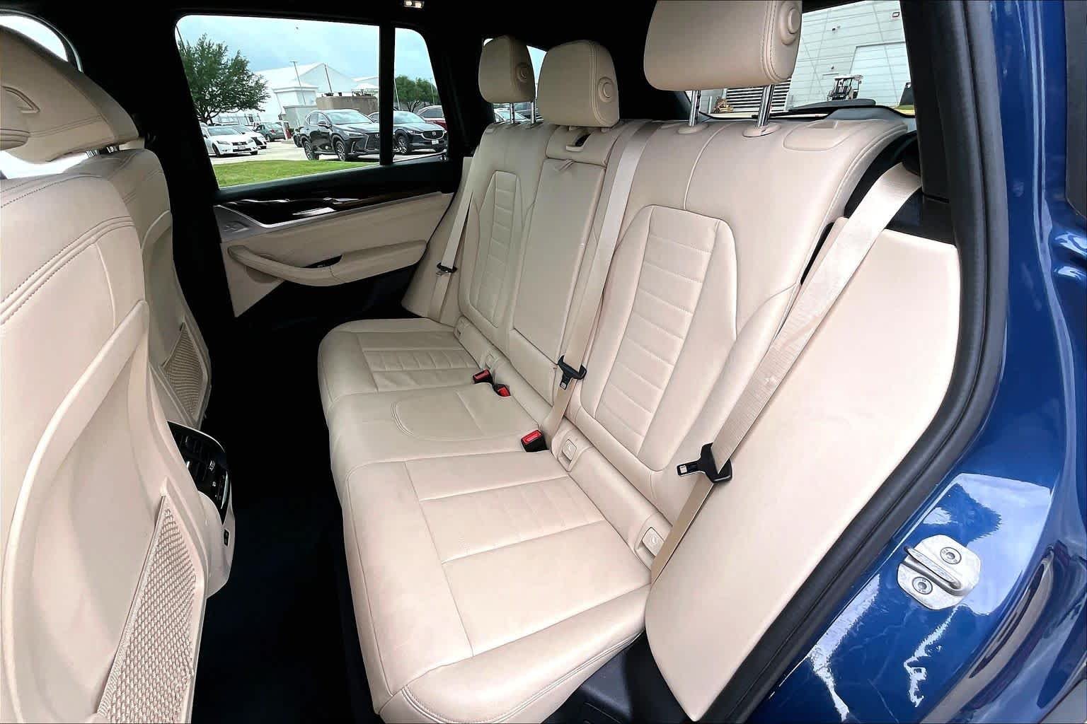 Used 2021 Phytonic Blue Metallic BMW xDrive30i image 21