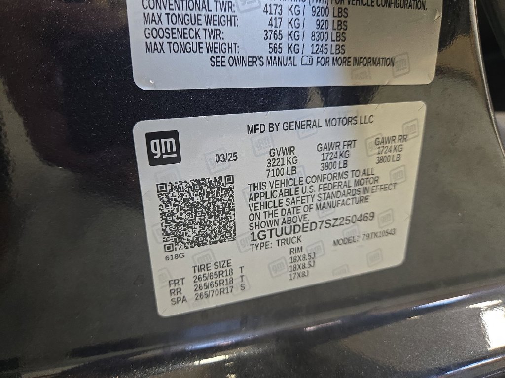 2025 GMC Sierra 1500 SLT - Photo 42
