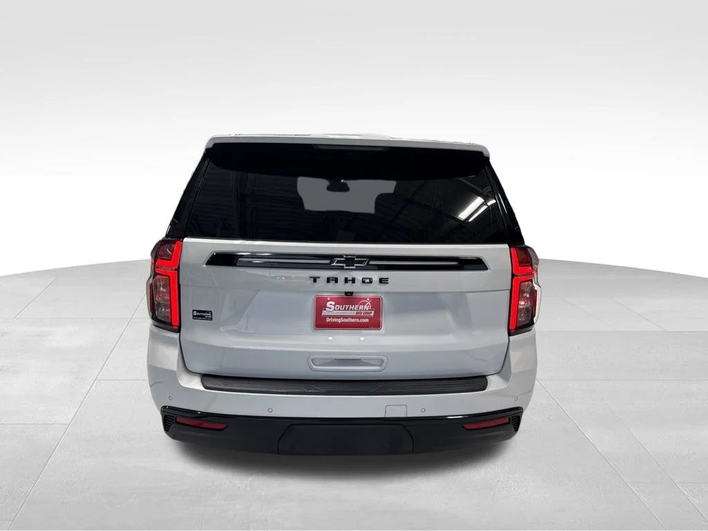 Used 2023 White Chevrolet Z71 image 7