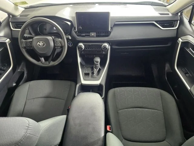 Used 2025 White Toyota XLE image 7
