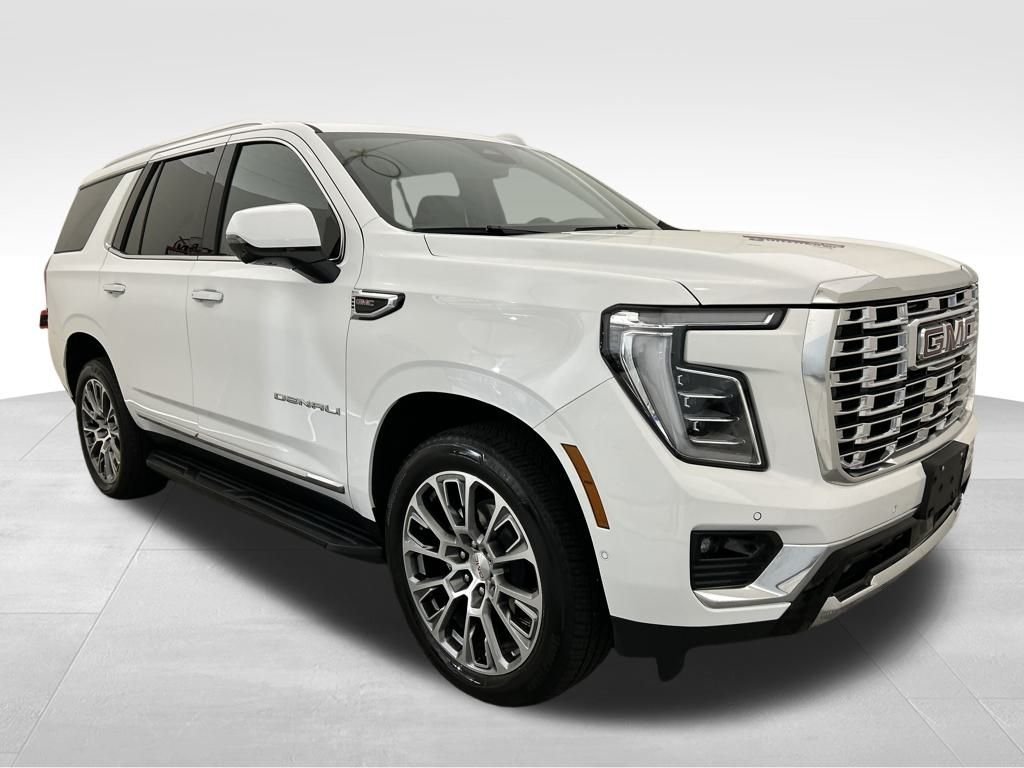 Used 2025 White GMC Denali image 7