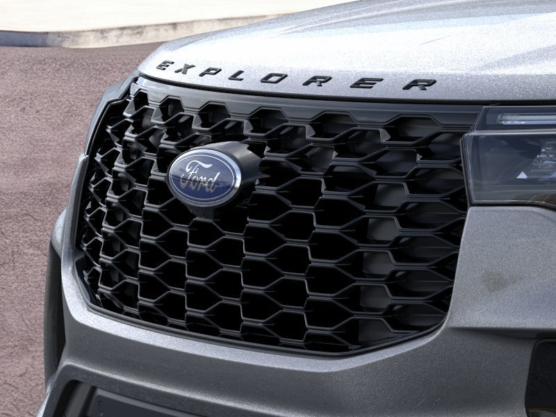 New 2026 Carbonized Gray Metallic Ford ST-Line image 17