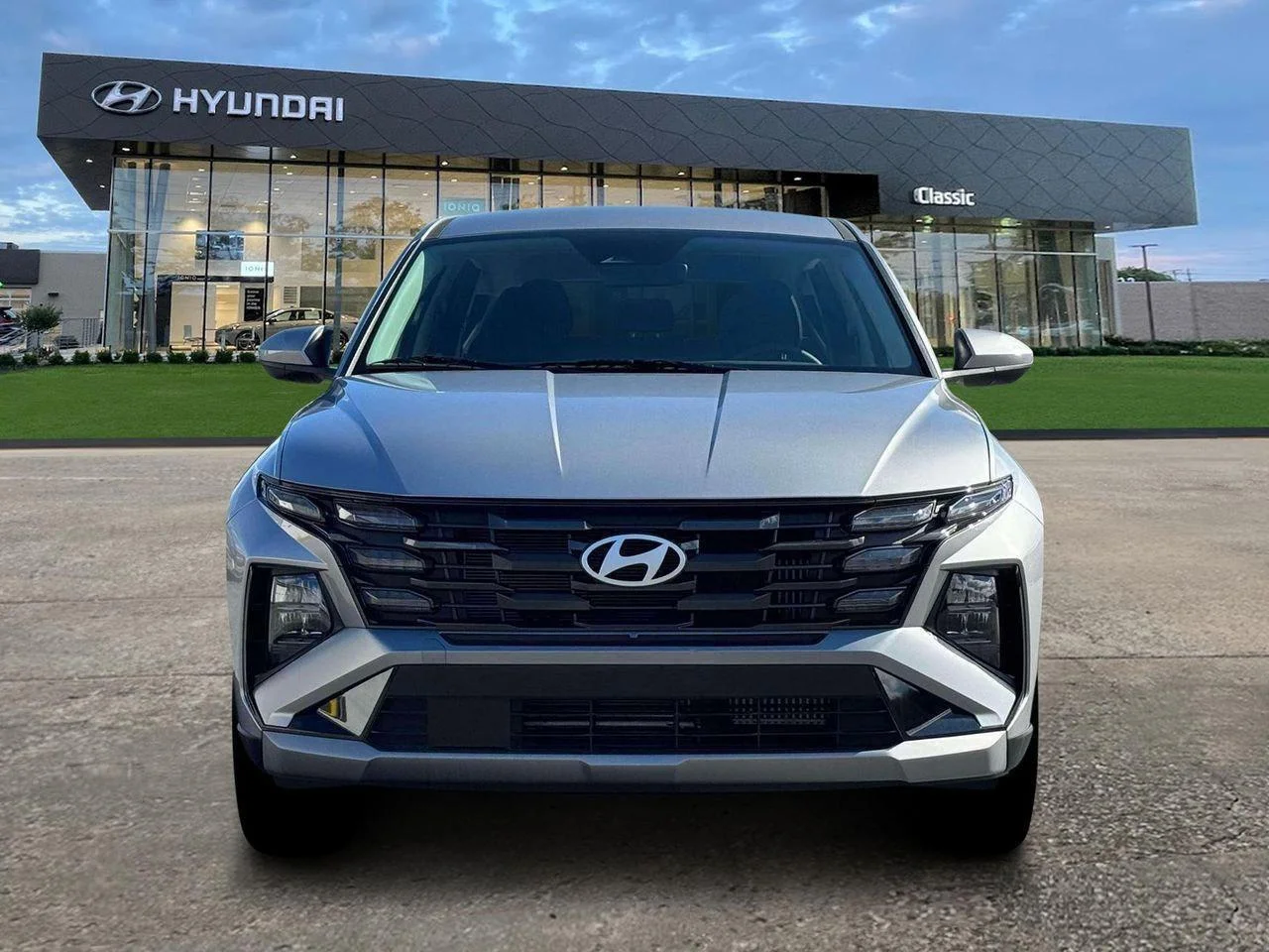New 2026 Shimmering Silver Metallic Hyundai Blue SE image 12