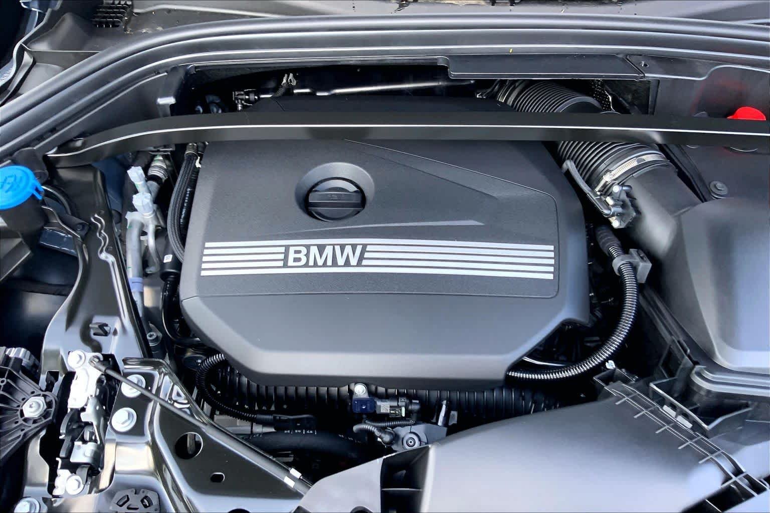 New 2027 Storm Bay Metallic BMW xDrive28i image 17