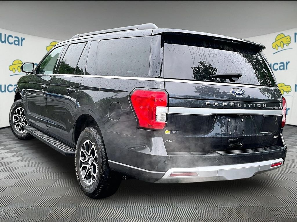Used 2024 Gray Metallic Ford XLT image 3