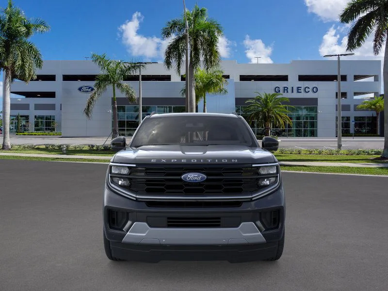 New 2025 Agate Black Metallic Ford Platinum® image 26