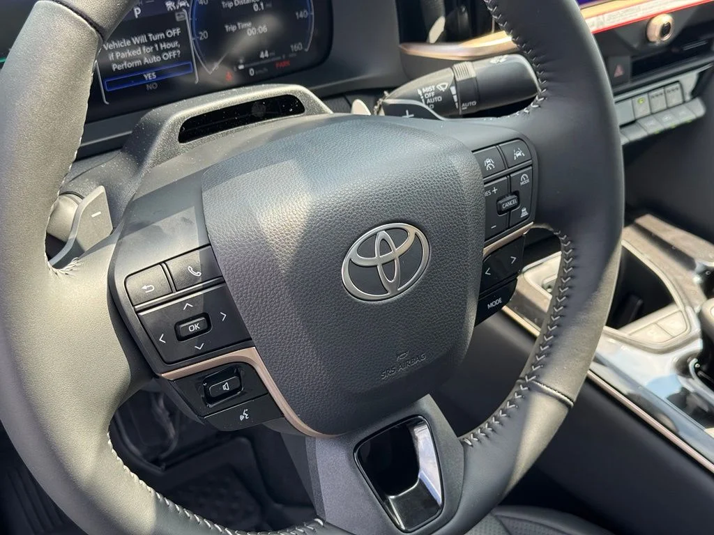 New 2026 White Toyota Platinum image 15