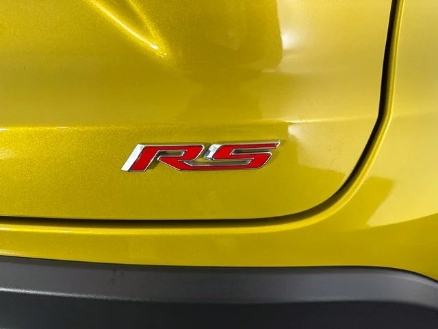 Used 2025 Yellow Chevrolet 2RS image 49