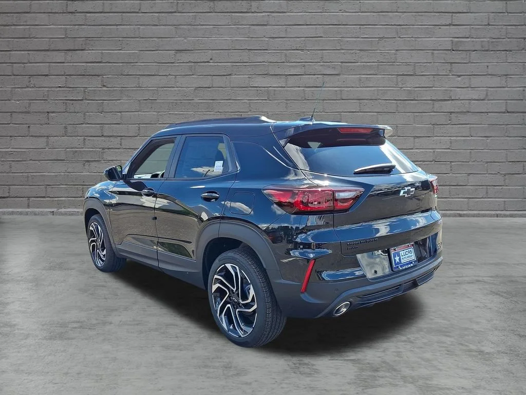 New 2026 Mosaic Black Metallic Chevrolet RS image 6