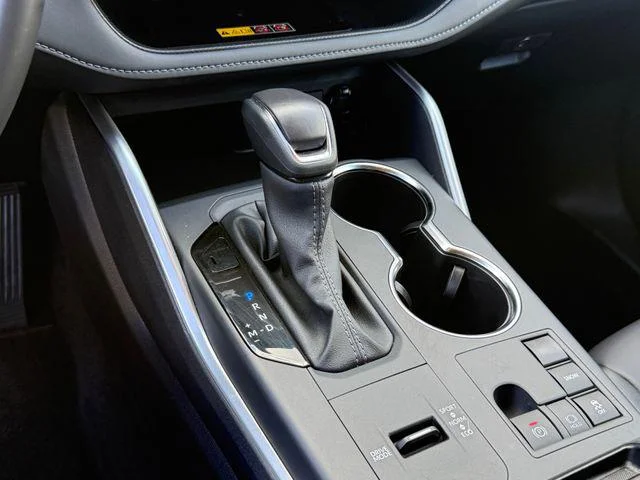 Certified Used 2025  Toyota XLE image 48