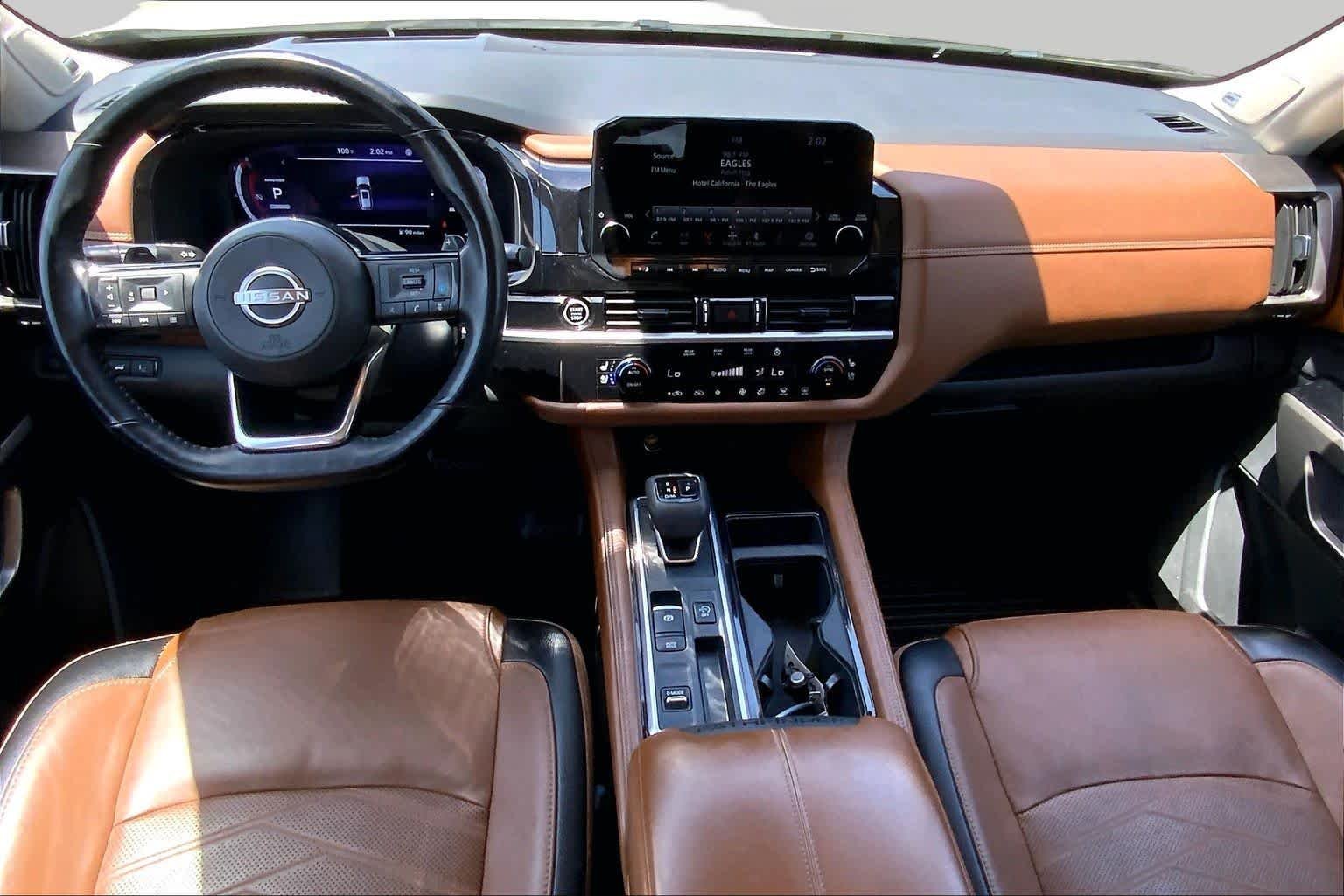 Used 2024 Pearl White Tricoat/Super Black Nissan Platinum image 16