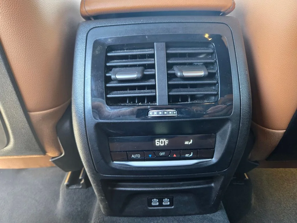 Used 2021 Black BMW M40i image 15