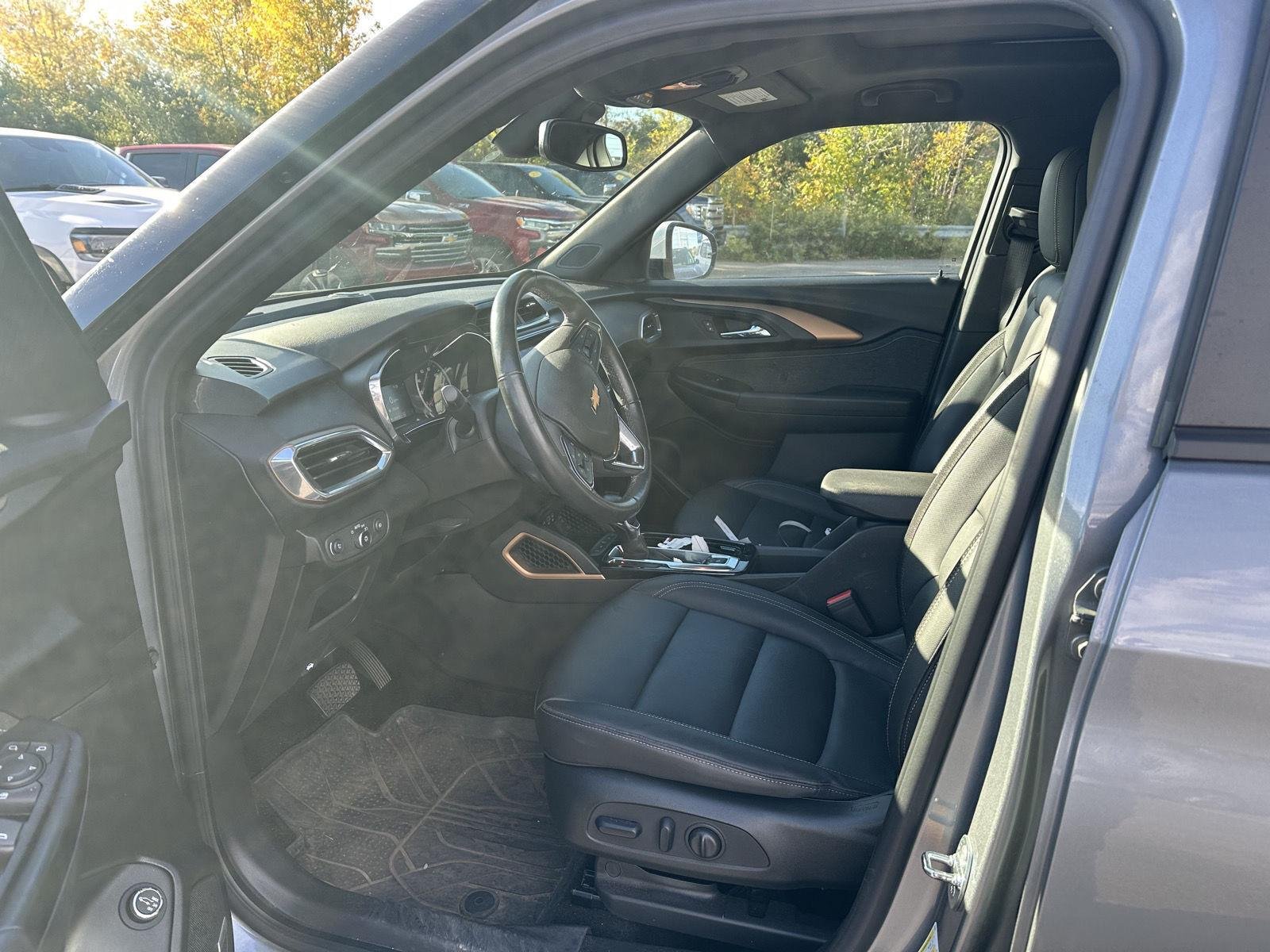 Used 2023 Sterling Gray Metallic Chevrolet ACTIV image 7