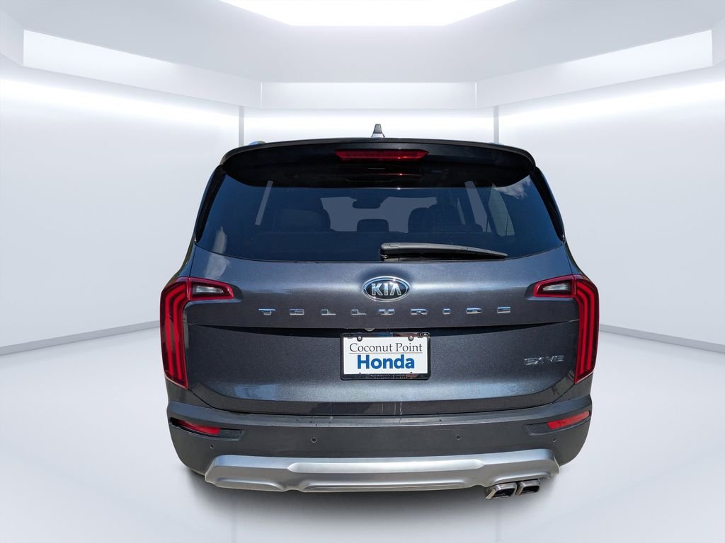 Used 2021 Gray Kia EX image 6