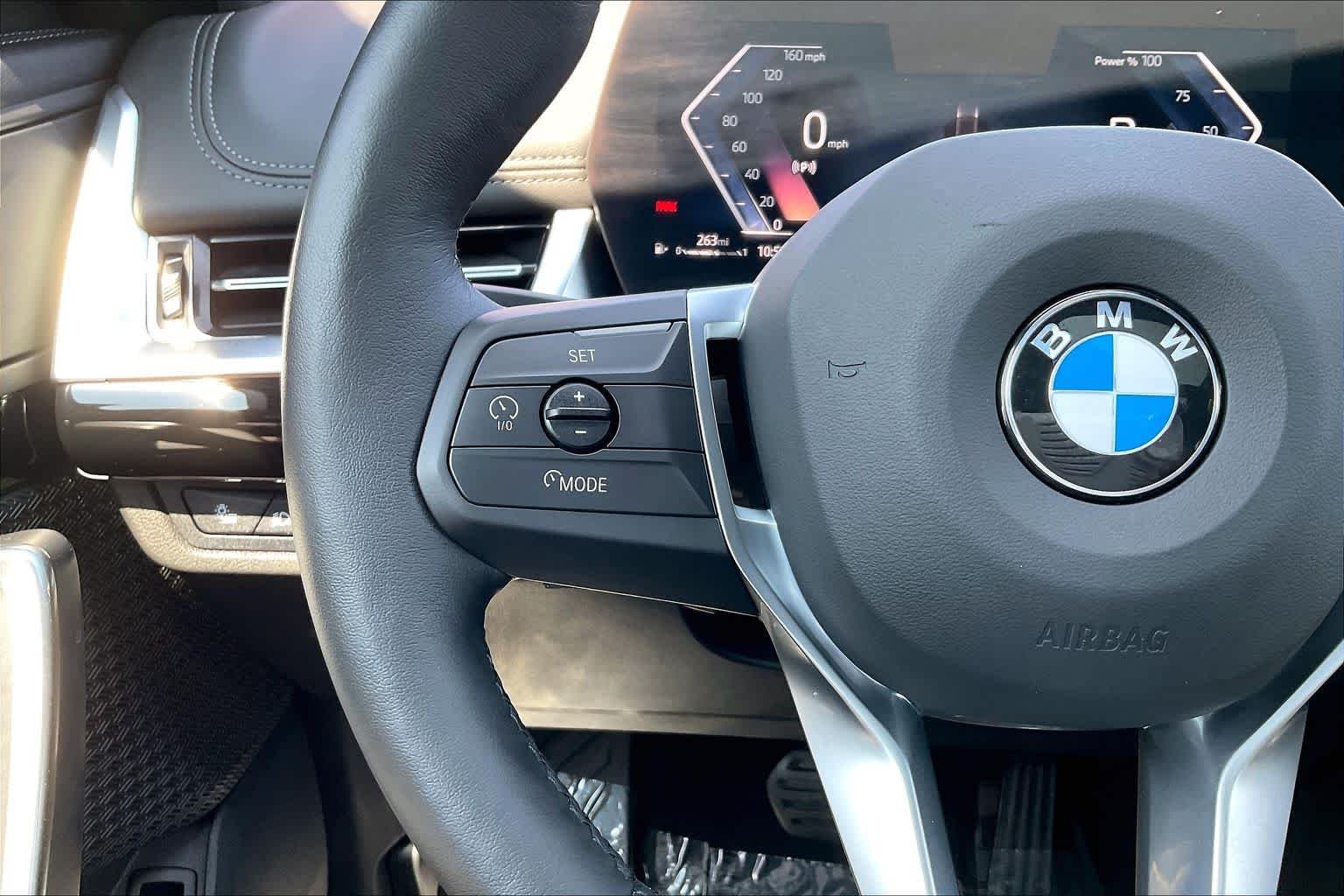 Used 2025 Phytonic Blue Metallic BMW xDrive28i image 23
