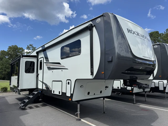 2026 Forest River Rockwood Signature 