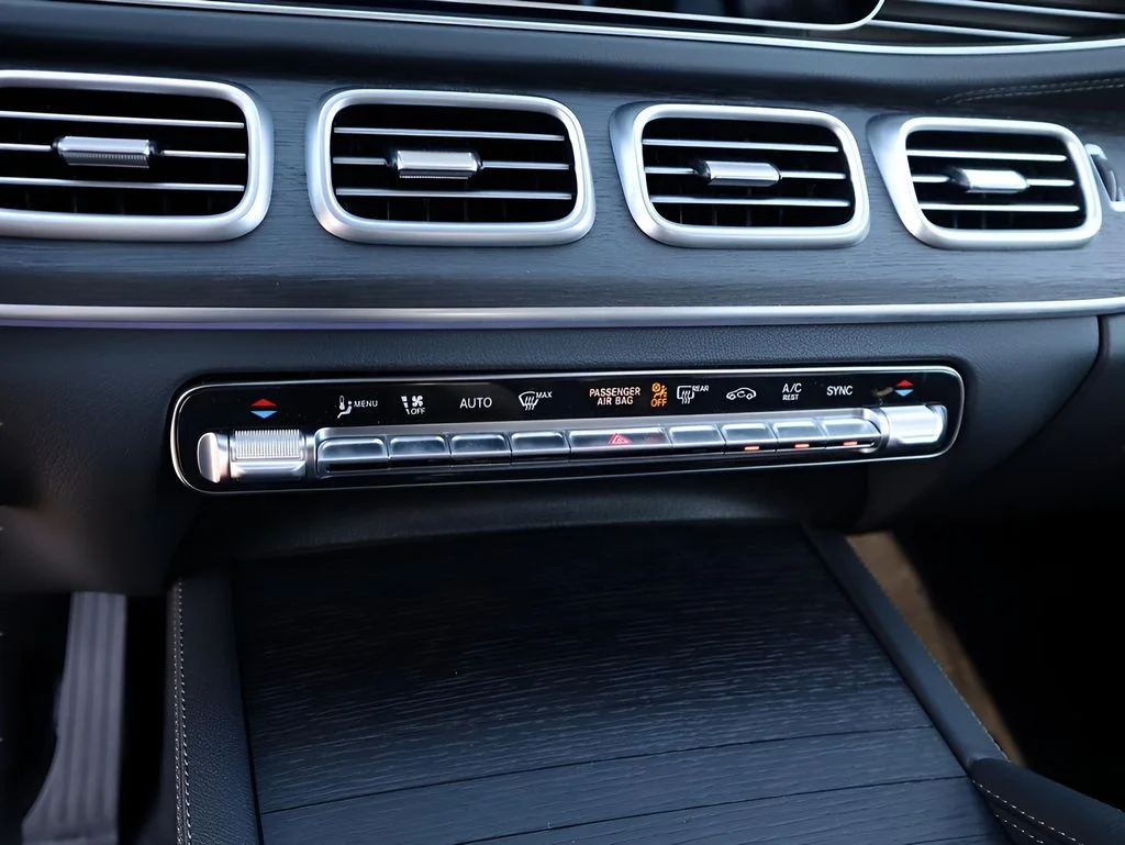 Used 2026 Selenite Gray Metallic Mercedes-Benz GLE 350 image 40
