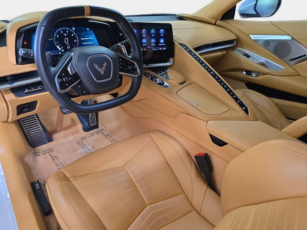 Used 2023 Arctic White Chevrolet Stingray image 19