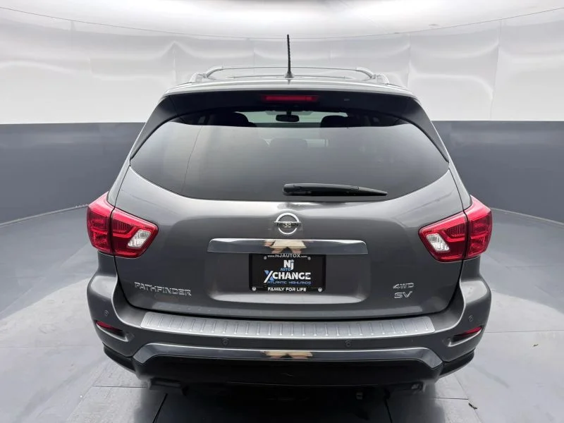 Used 2017 Gray Nissan SV Sport Utility 4D image 6