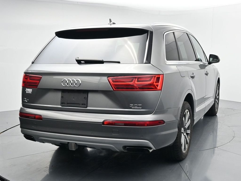 Used 2017  Audi 3.0T Premium Plus image 6