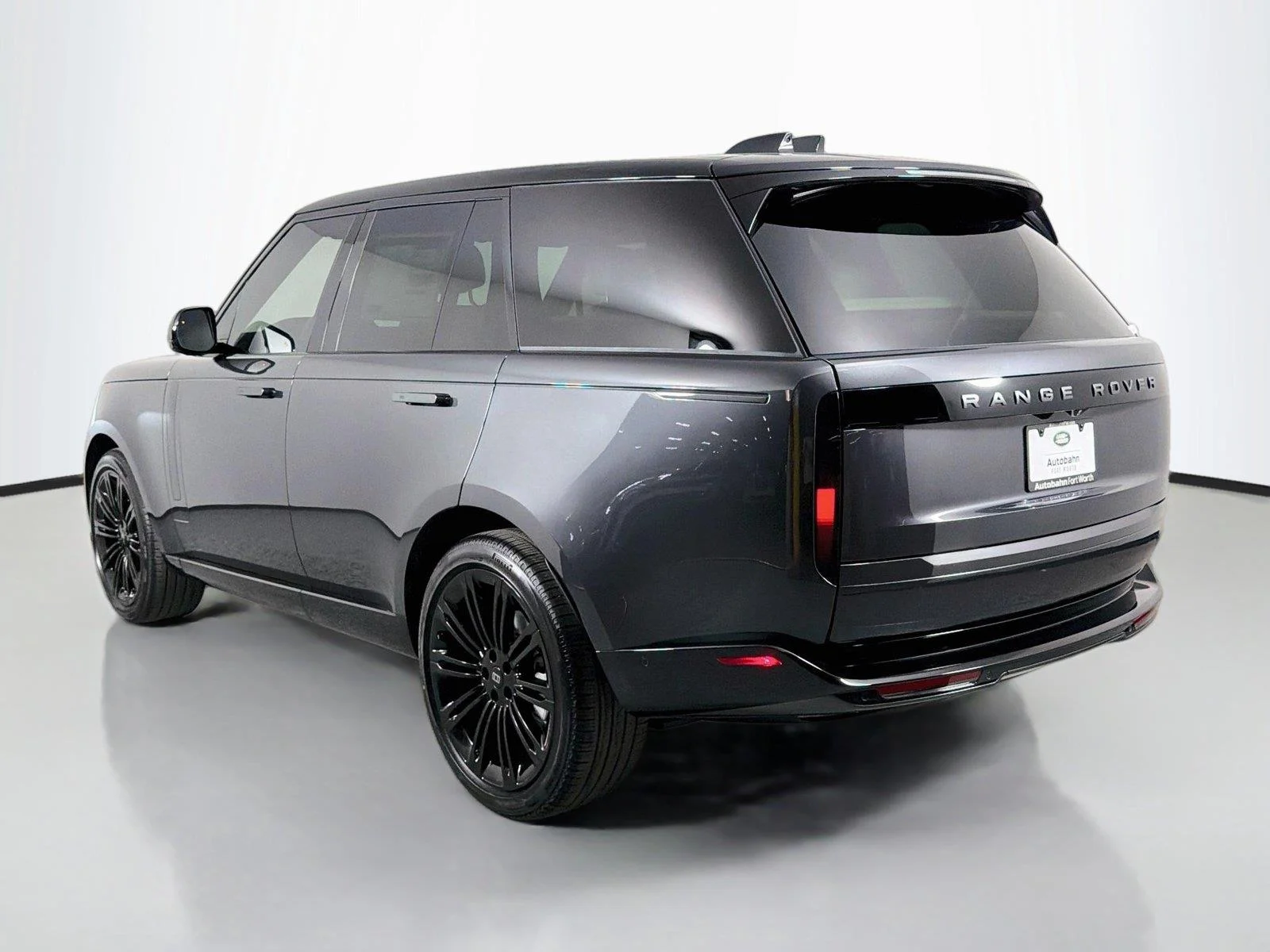 New 2027 Carpathian Grey Land Rover SE image 7