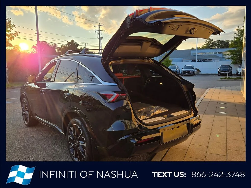 New 2027 MINERAL BLACK INFINITI Autograph AWD image 19