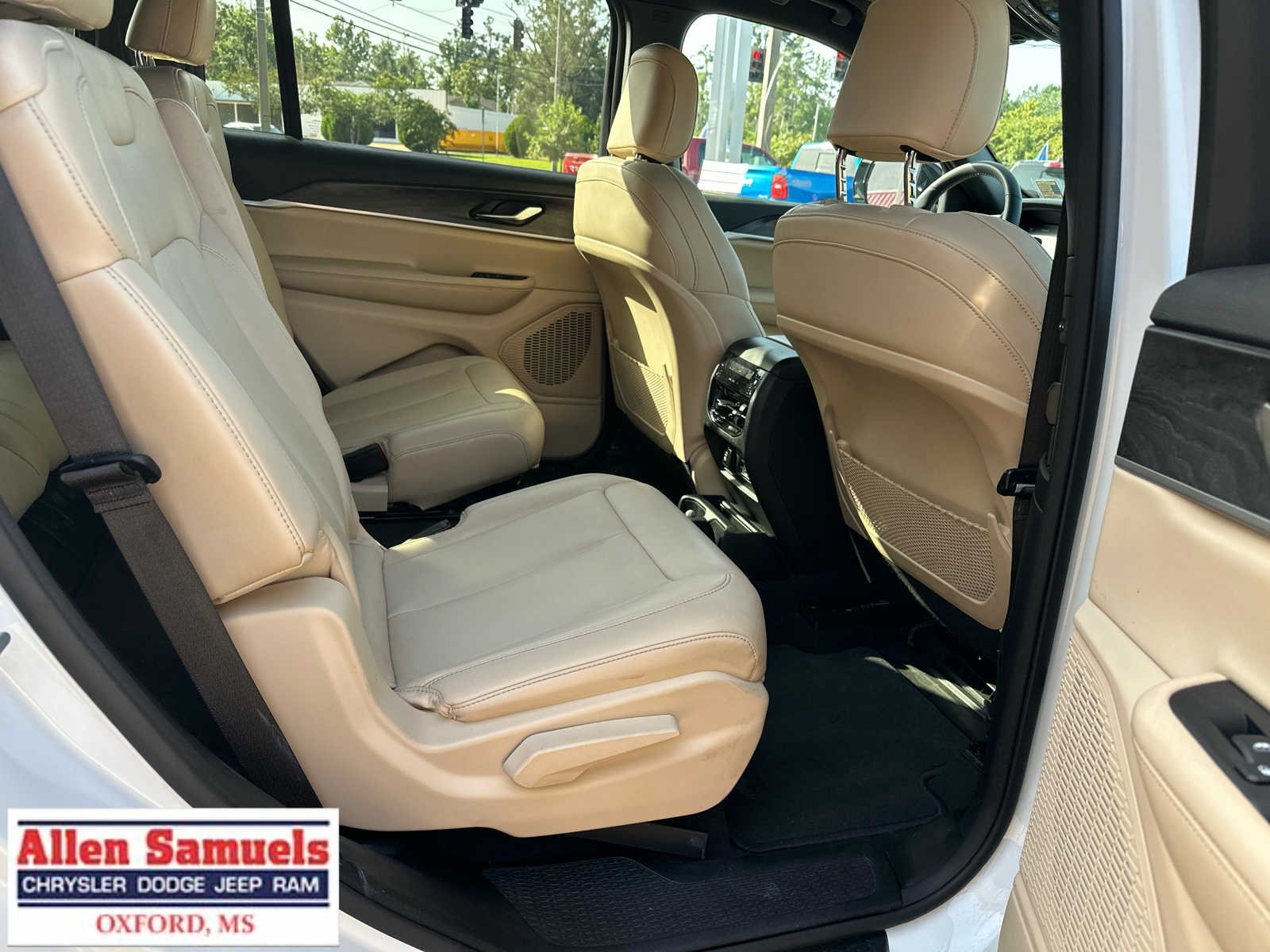 Certified Used 2023 Bright White Clearcoat Jeep Limited image 45