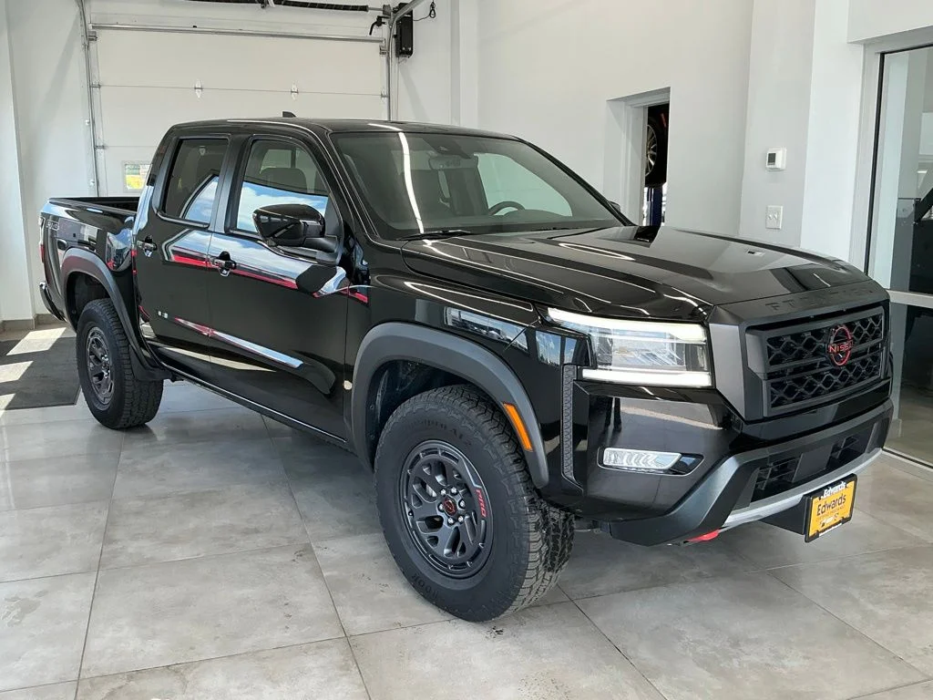 Used 2023 Black Nissan PRO-4X image 2