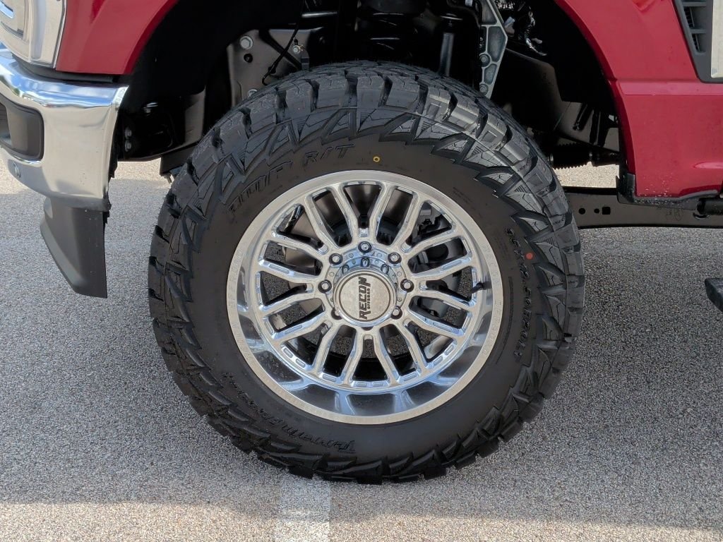 New 2026 Ruby Red Metallic Tinted Clearcoat Ford F-250® Lariat® image 53