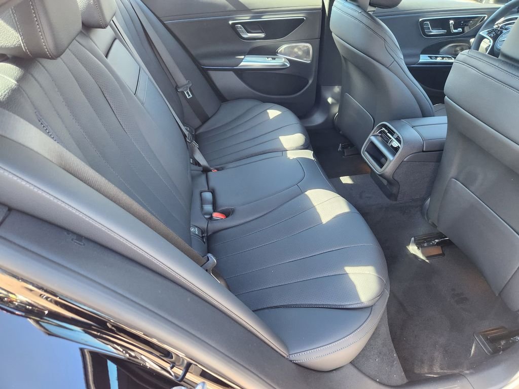 2026 Mercedes-Benz E-Class E350 - Photo 18
