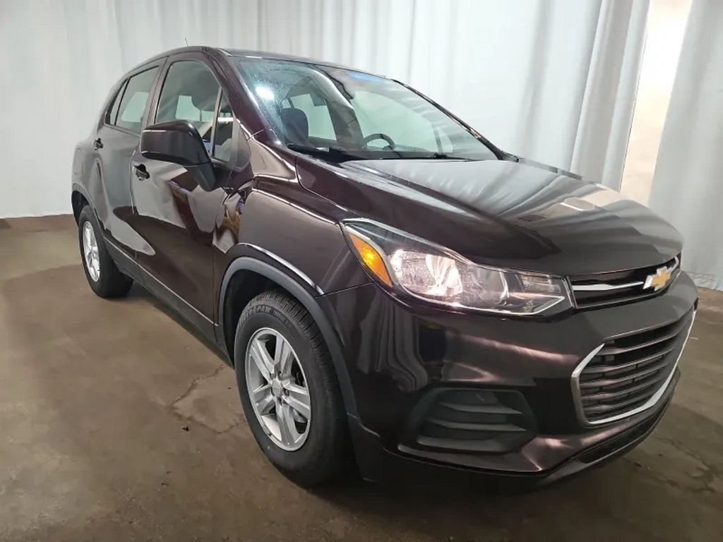 Used 2020 Chevrolet Trax LS with VIN KL7CJKSBXLB349645 for sale in Parma, OH