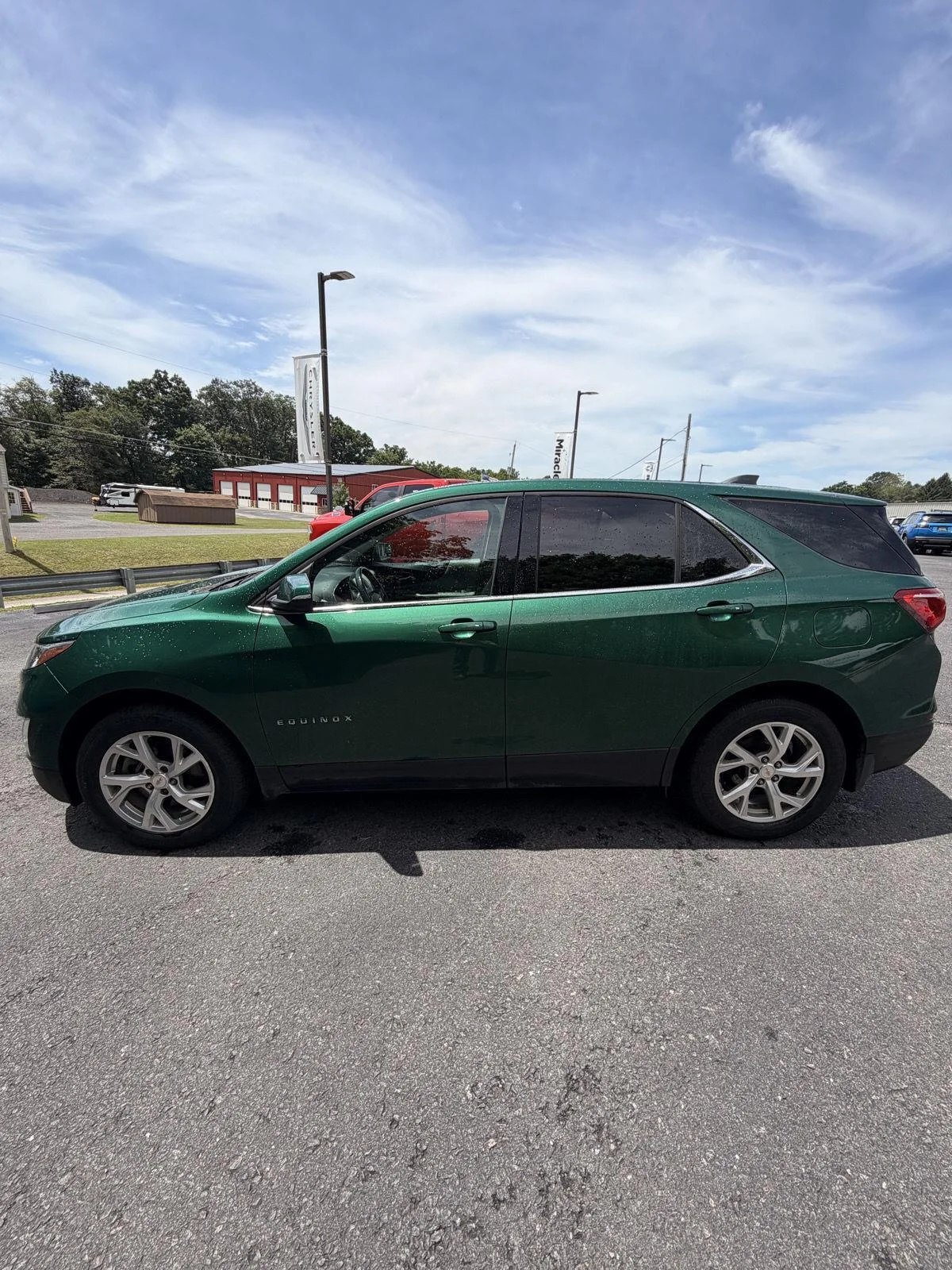 Used 2018 IVY METALLIC CHEVROLET TRUCK LT image 5