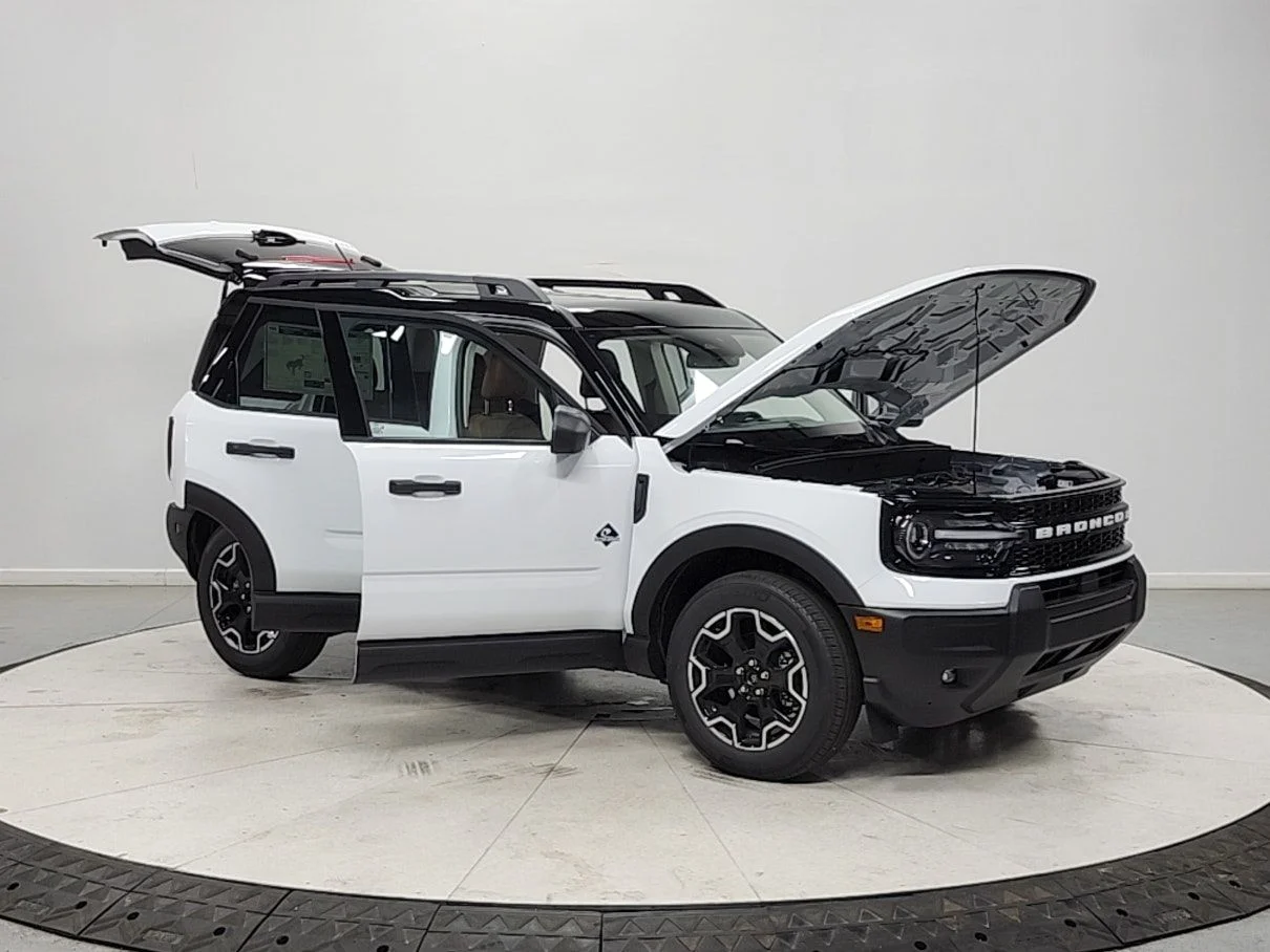 New 2026 Oxford White Ford Outer Banks® image 9