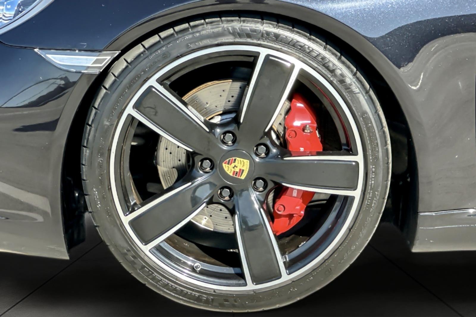 Used 2018 BLACK Porsche Carrera S image 25
