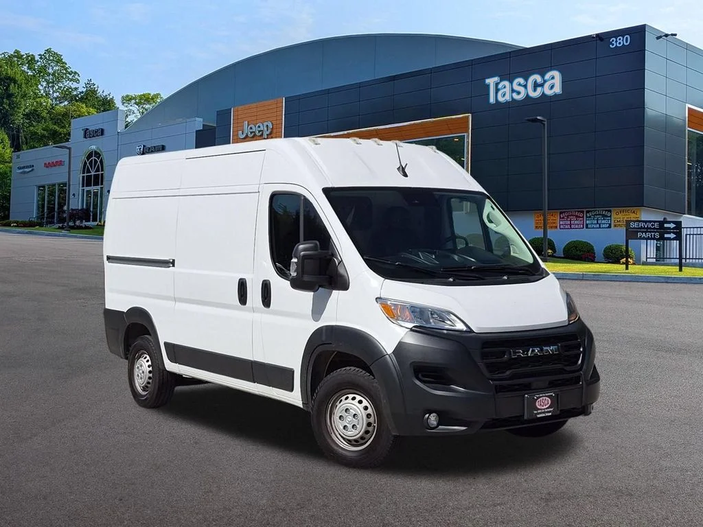 Used 2025 White Ram High Roof image 1