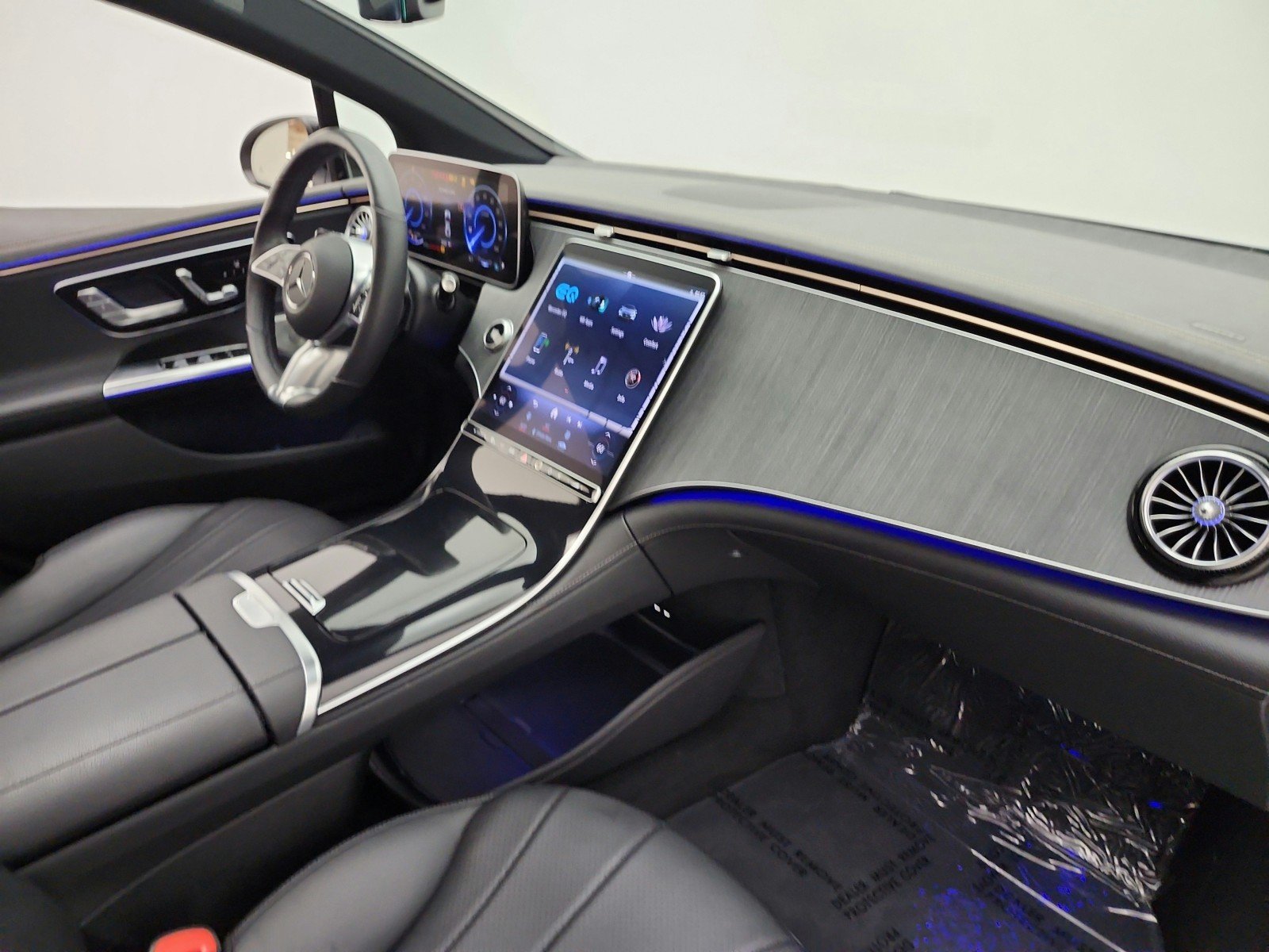 Used 2023 Obsidian Black Metallic Mercedes-Benz EQE 350 4MATIC®+ Sedan image 21