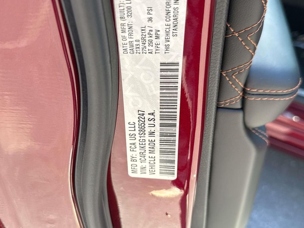 Used 2025 Red Jeep Summit image 30
