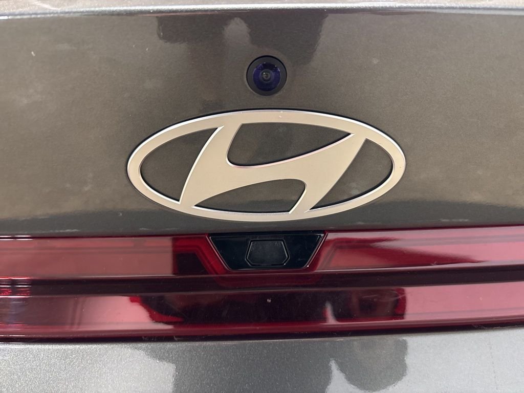 Used 2024 Gray Hyundai SEL image 29