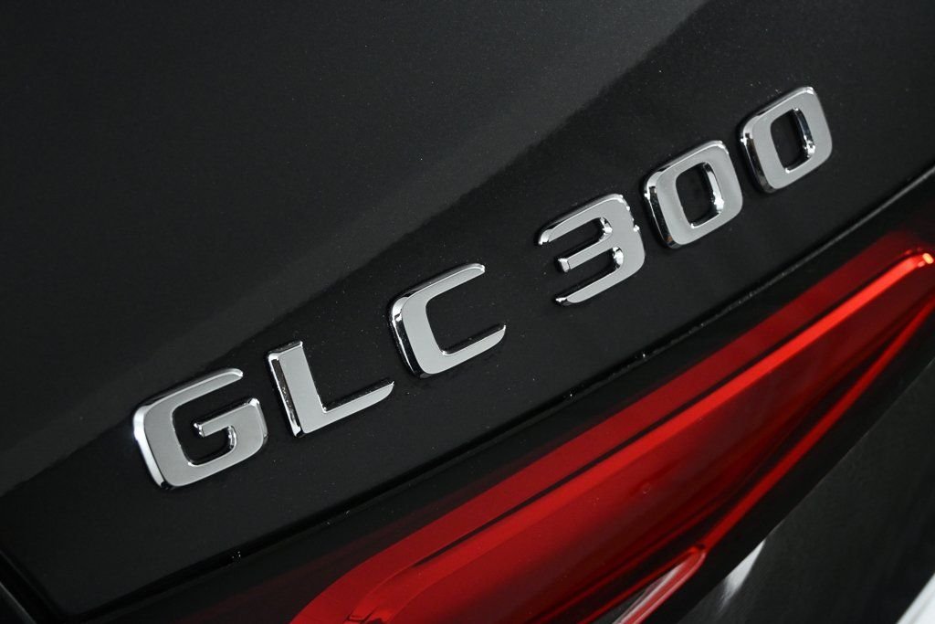 2025 Mercedes-Benz GLC Base - Photo 22
