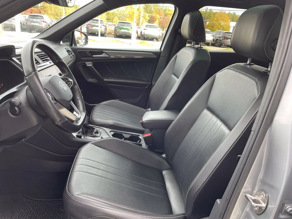 Used 2022 Silver Volkswagen 2.0T SE R-Line Black image 11