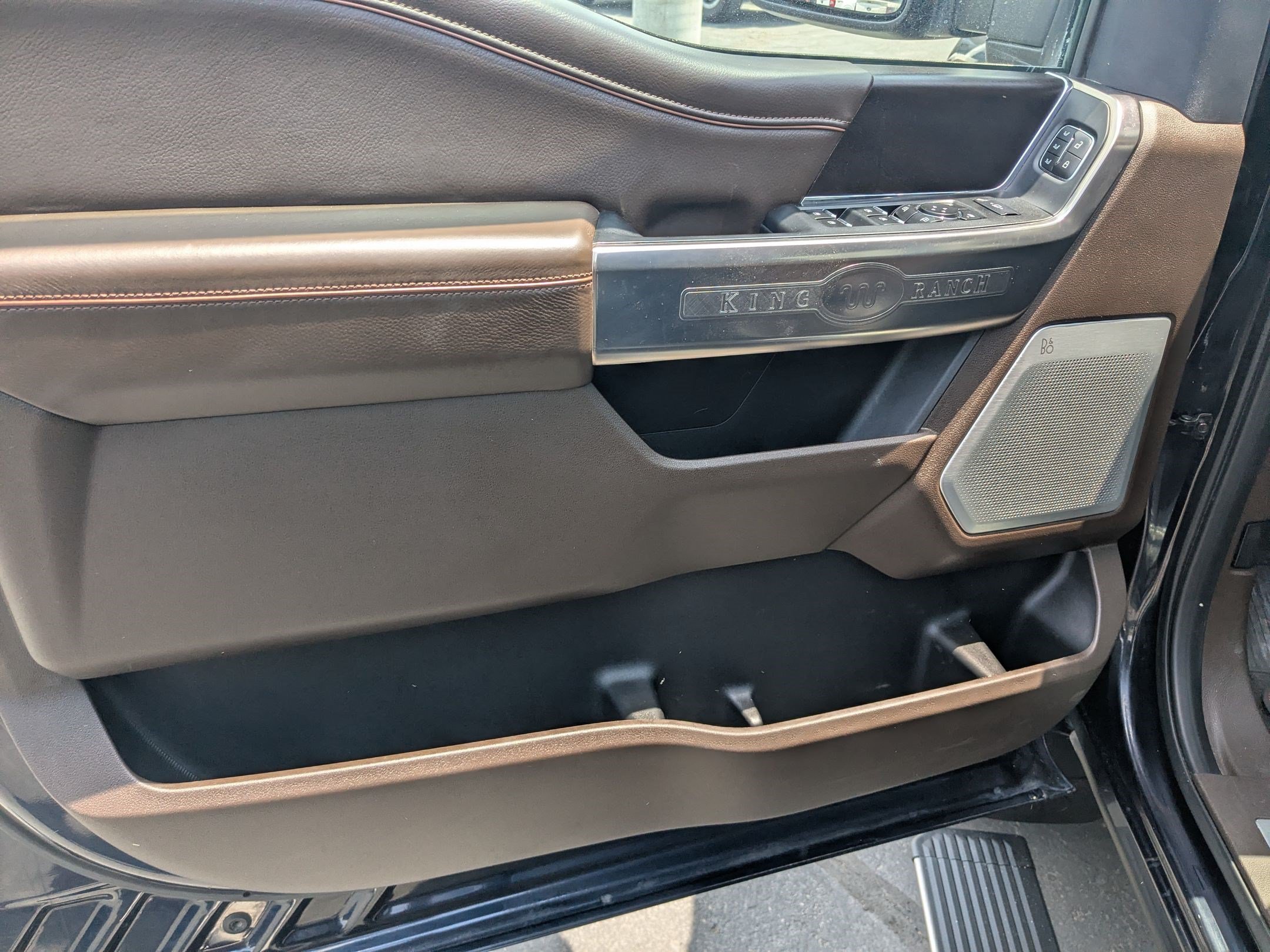 Used 2023 Brown Ford King Ranch image 12