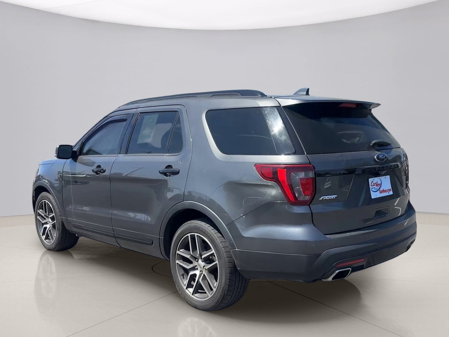 Used 2016 Grey Ford SPORT image 3