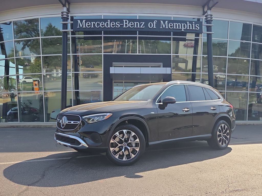 Certified Used 2025 Black Mercedes-Benz GLC 350e image 1