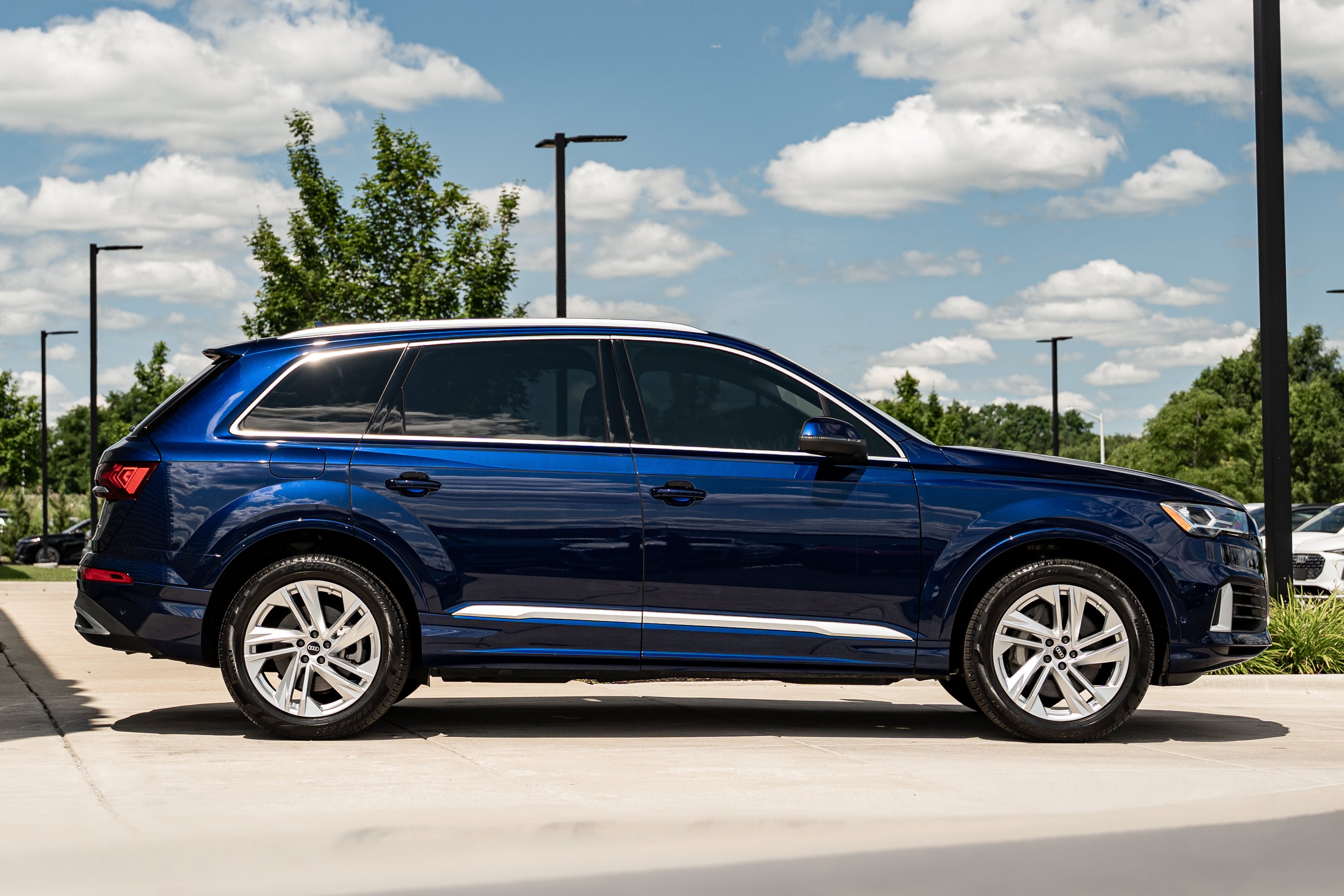 Certified Used 2022 Navarra Blue Metallic Audi Premium Plus image 3
