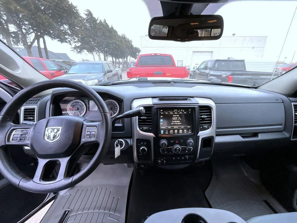 Used 2017 White Ram SLT image 13