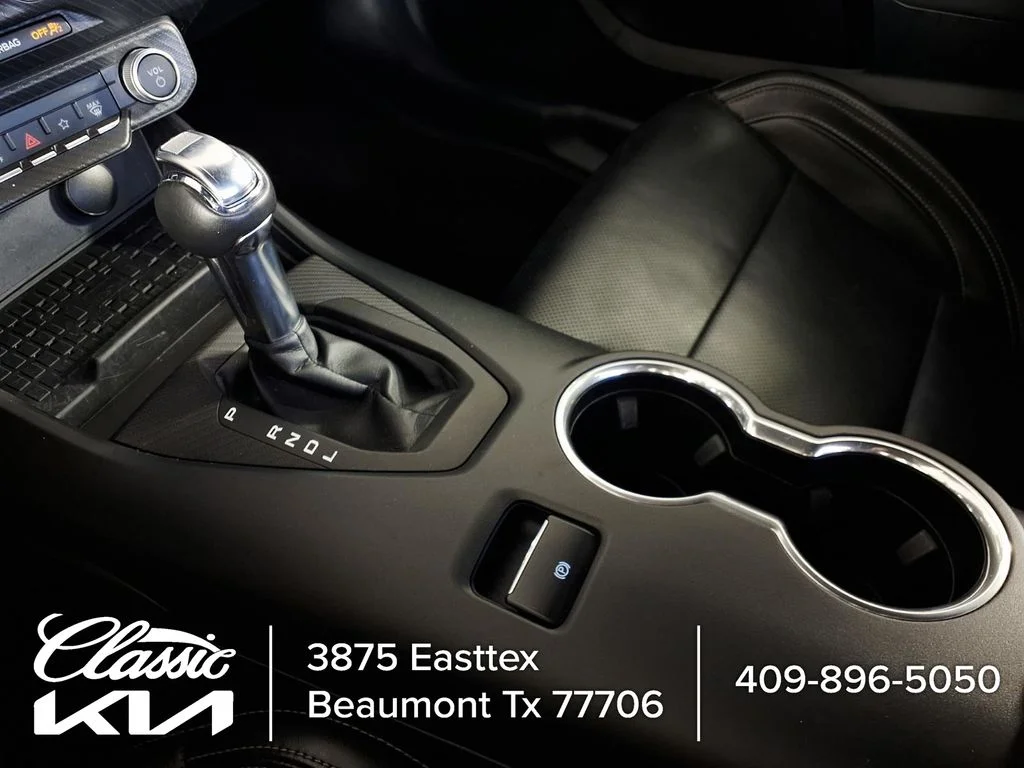 Used 2024 White Ford EcoBoost Premium image 22