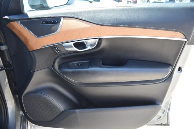 Used 2018 Gray Volvo T6 Inscription image 20